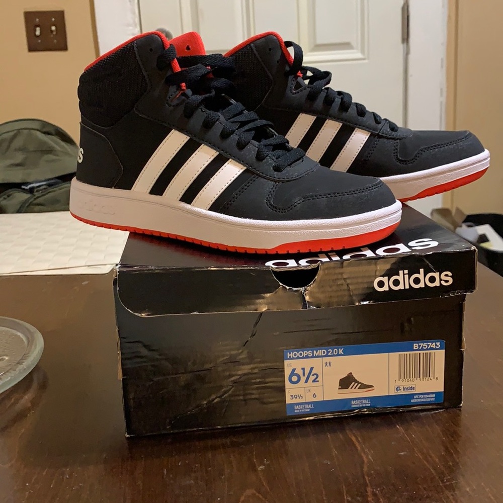 Adidas, 6 1/2 kids